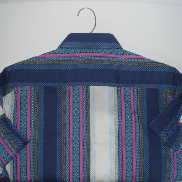 NWT Robert Graham Long Sleeve Shirt - Picture 3 of 8